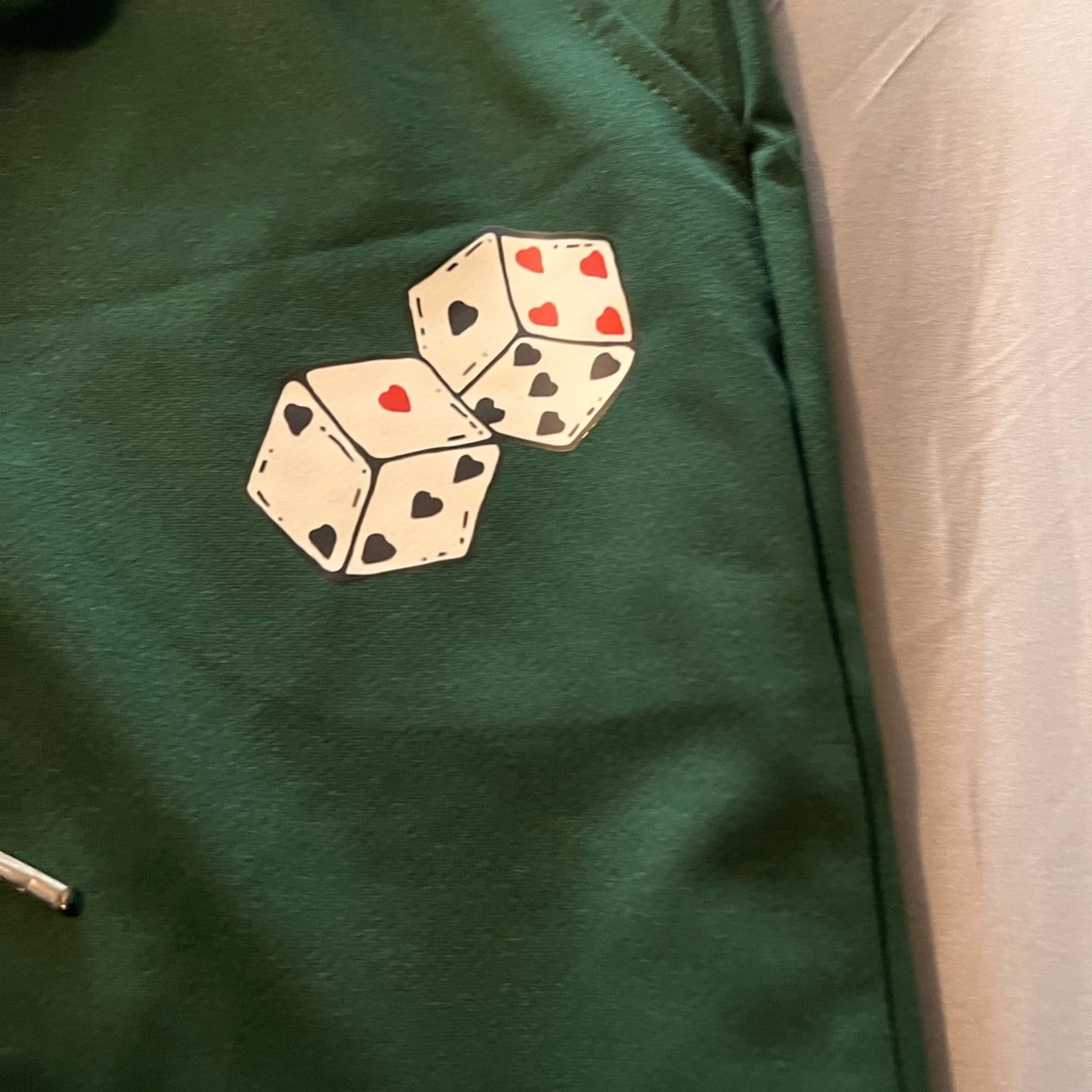 Green comfortable shorts - Picture 6 of 8